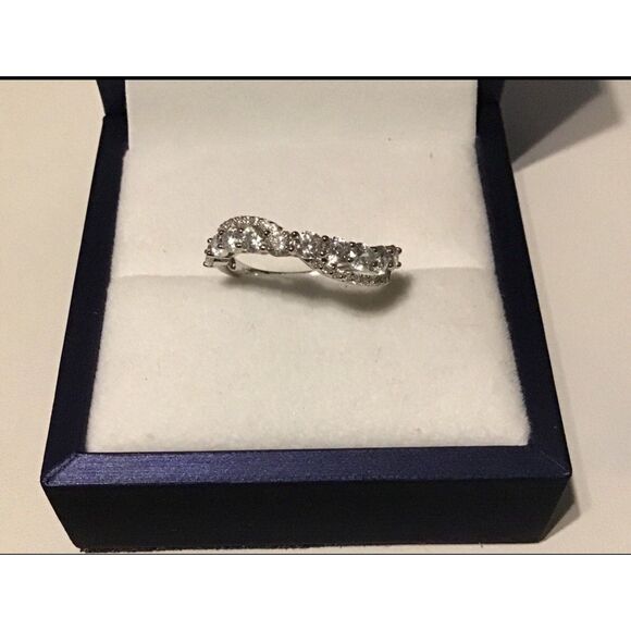 Sparkling White Topaz Crossover Infinity Band Ring Sz 8~.925 Sterling Silver - Picture 1 of 3